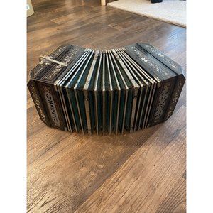 Majestic Concertina
